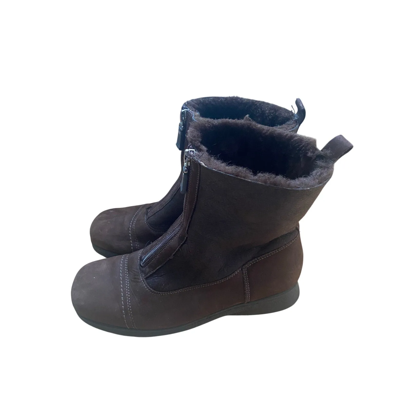 La Canadienne Brown Suede Shearling Lined Boots Size 9
