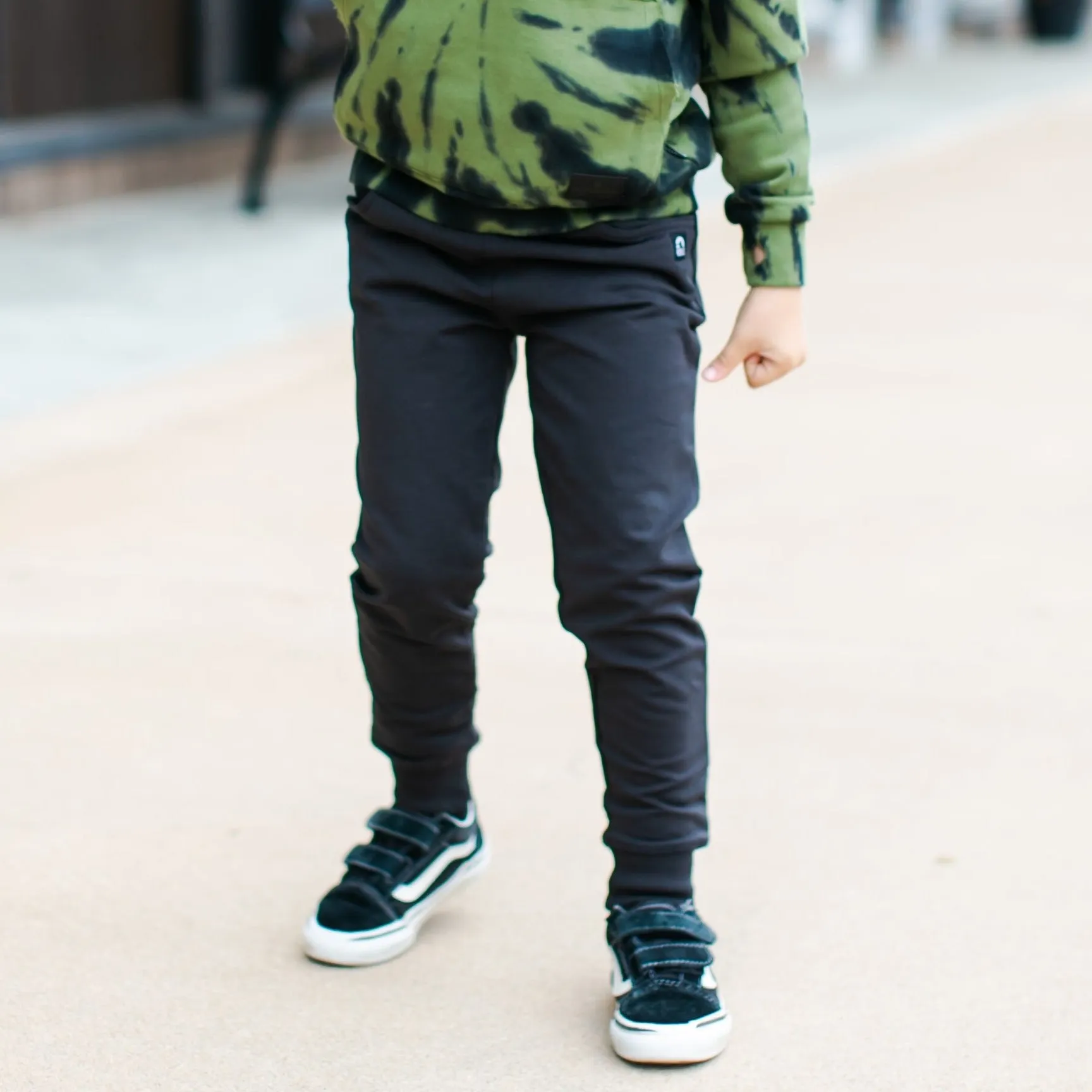 Rags - Essentials Joggers in Phantom